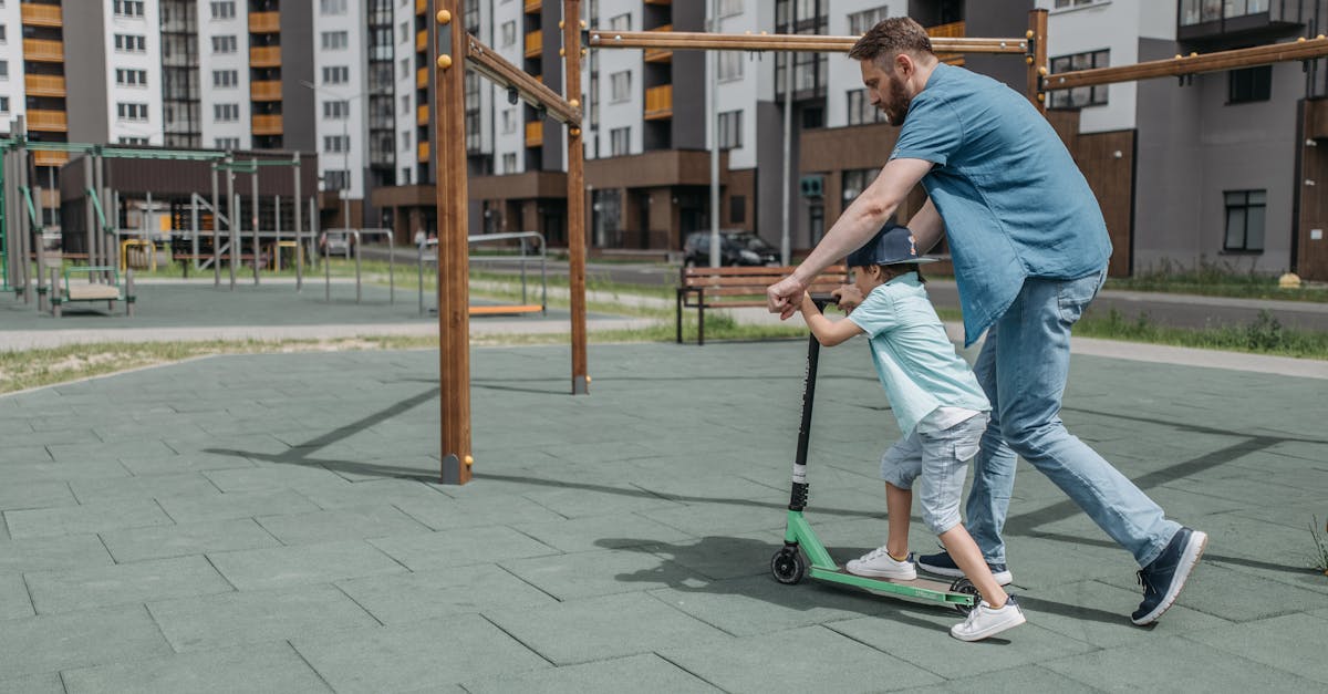 assurez-vous en toute tranquillité avec notre assurance pour scooter, adaptée à vos besoins et à un prix avantageux.