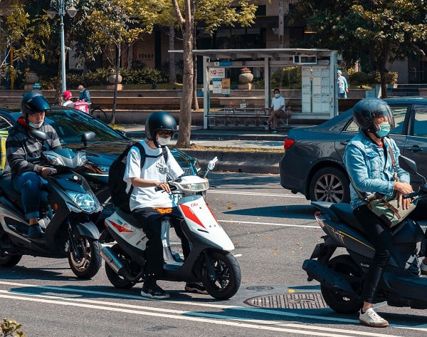 découvrez comment évaluer vos besoins en assurance pour scooter afin de choisir la couverture adaptée à votre véhicule et à votre style de conduite. protégez-vous efficacement et roulé l'esprit tranquille !