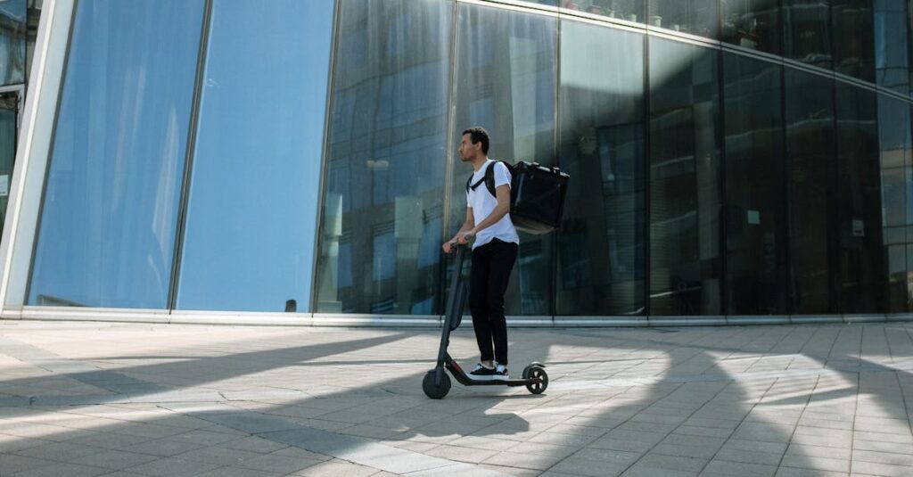 découvrez notre assurance pour trottinettes électriques, conçue pour vous offrir une protection complète contre les dommages, le vol et la responsabilité civile. roulez en toute sérénité avec une couverture adaptée à vos besoins.