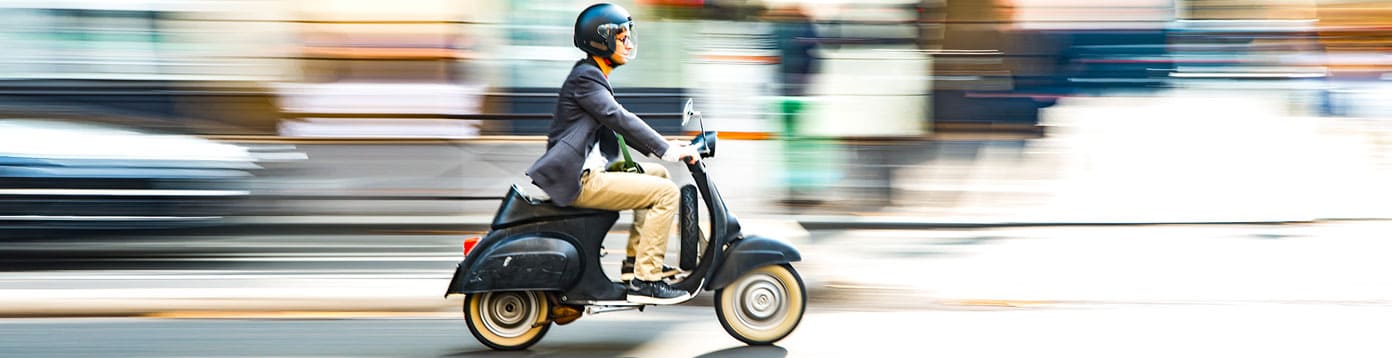 découvrez nos offres d'assurance pour scooter 50cc, adaptées à vos besoins et à votre budget. protégez votre deux-roues avec des garanties complètes et un service client réactif. obtenez un devis gratuit en quelques clics et roulez l'esprit tranquille sur les routes.