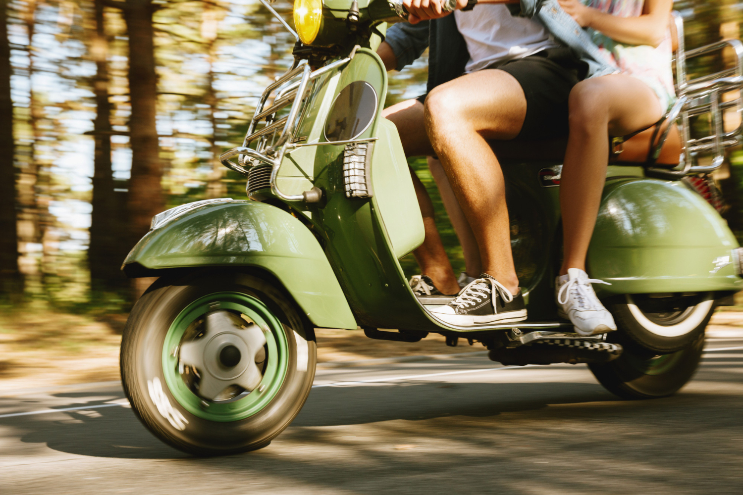 découvrez nos conseils pratiques pour choisir l'assurance idéale pour votre scooter 50cc. protégez votre véhicule et réduisez vos cotisations grâce à nos astuces et à notre guide complet sur les options d'assurance disponibles.