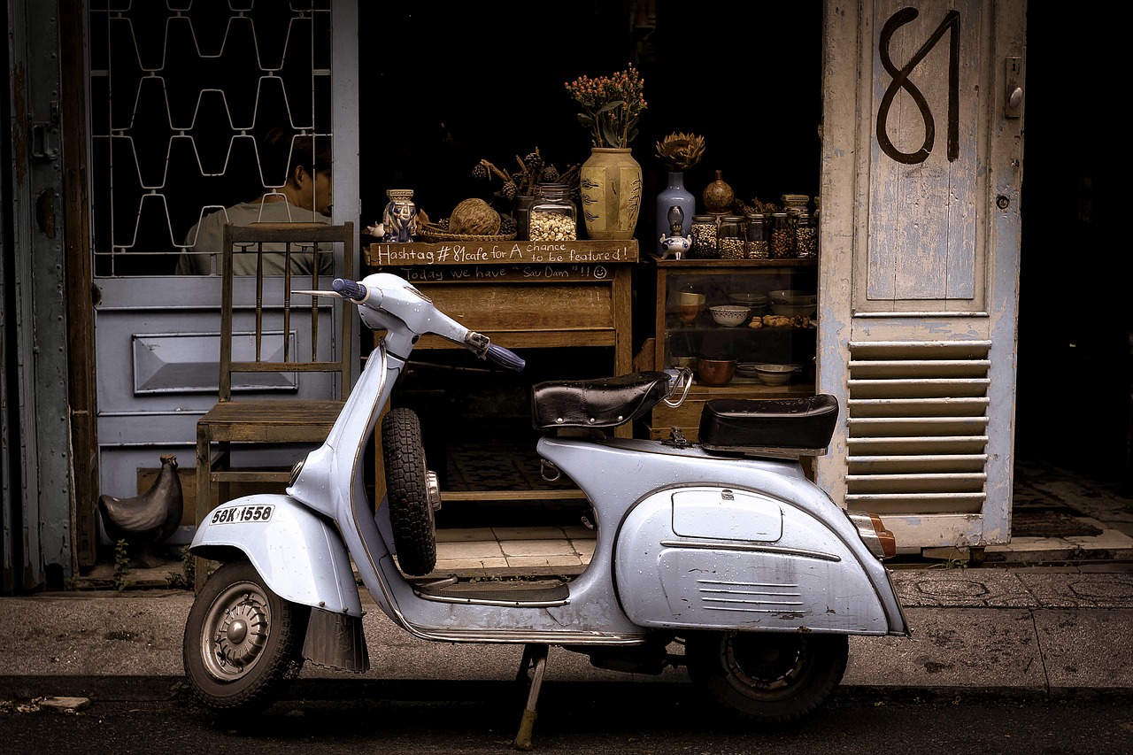 découvrez notre comparatif d'assurances scooter pour choisir la couverture idéale en fonction de vos besoins et de votre budget. comparez les offres des principaux assureurs et trouvez la meilleure protection pour votre deux-roues.