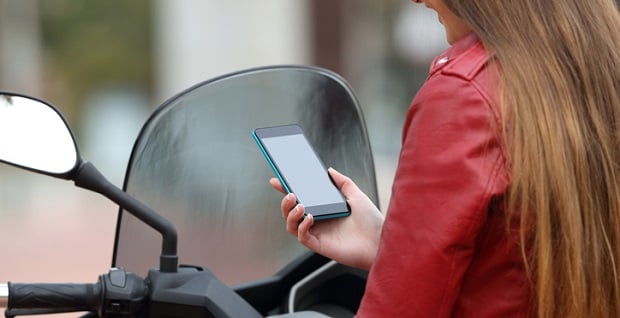 découvrez l'assurance scooter en ligne adaptée à vos besoins. profitez d'offres compétitives, d'une souscription rapide et d'une protection complète pour votre deux-roues. comparez les garanties et obtenez votre devis en quelques clics !