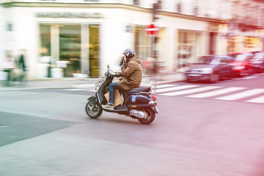 découvrez l'assurance scooter matmut, une protection complète et adaptée à vos besoins. bénéficiez d'un service client réactif, de garanties sur mesure et de tarifs compétitifs pour rouler en toute sérénité.