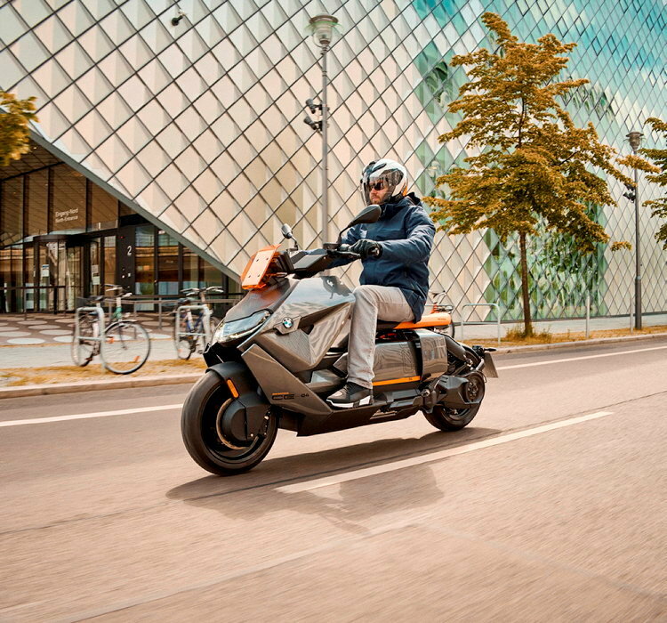 découvrez le mma scooter, l'allié idéal pour vos trajets urbains. ce scooter allie performance, maniabilité et design moderne pour naviguer aisément dans la ville. son excellente autonomie et sa facilité de stationnement en font le choix parfait pour tous les citadins.