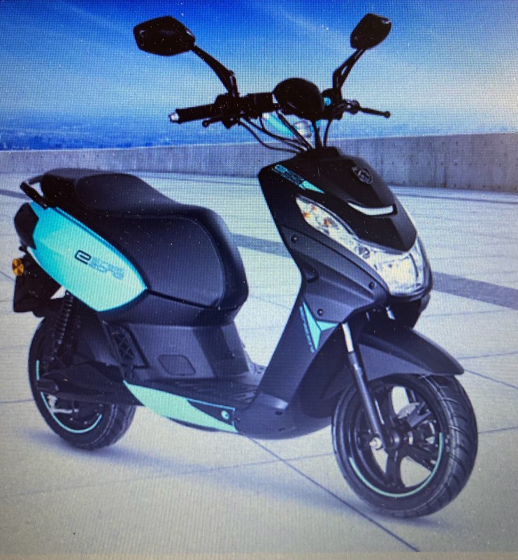 découvrez notre sélection de scooters 50cc d'occasion, alliant performance et économie. profitez de modèles fiables à des prix compétitifs et parcourez la ville avec style et facilité. trouvez le scooter idéal pour vos déplacements au quotidien dès aujourd'hui !